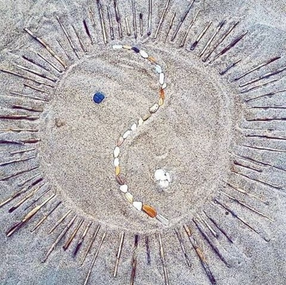 Meet your Posher, Mona